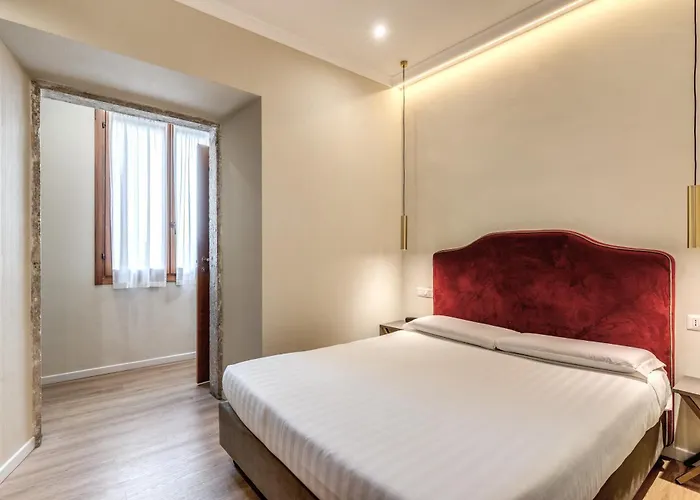 Flower Garden Otel Roma