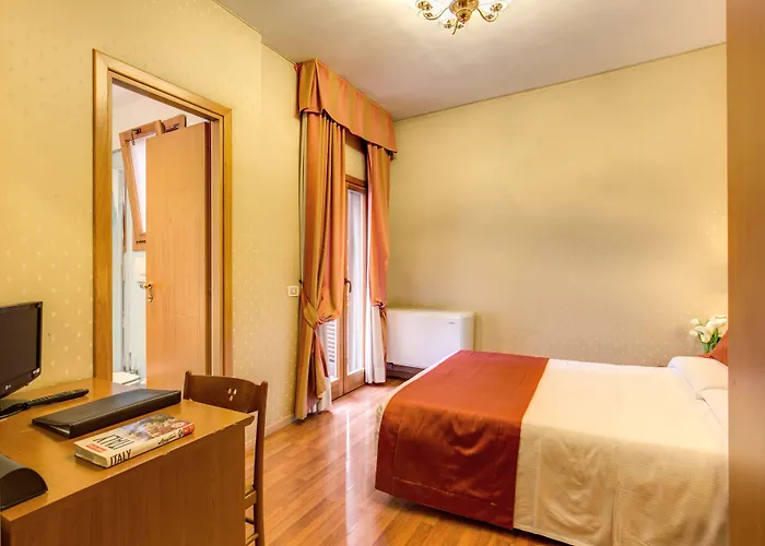 Flower Garden 3* Roma